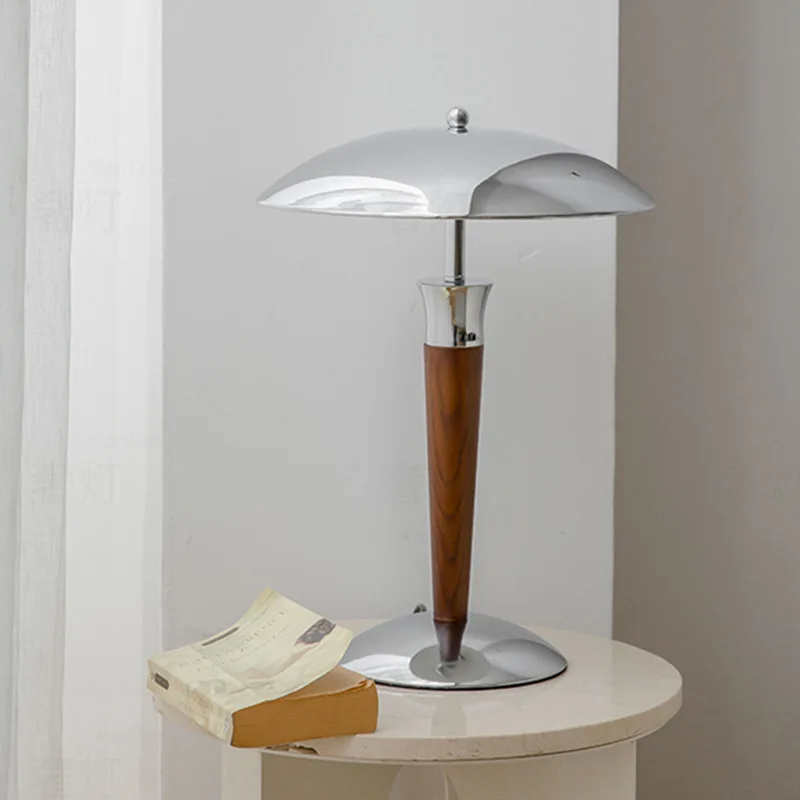 Lâmpada de mesa de estudo em m - Desk Lamp avaliação e preço